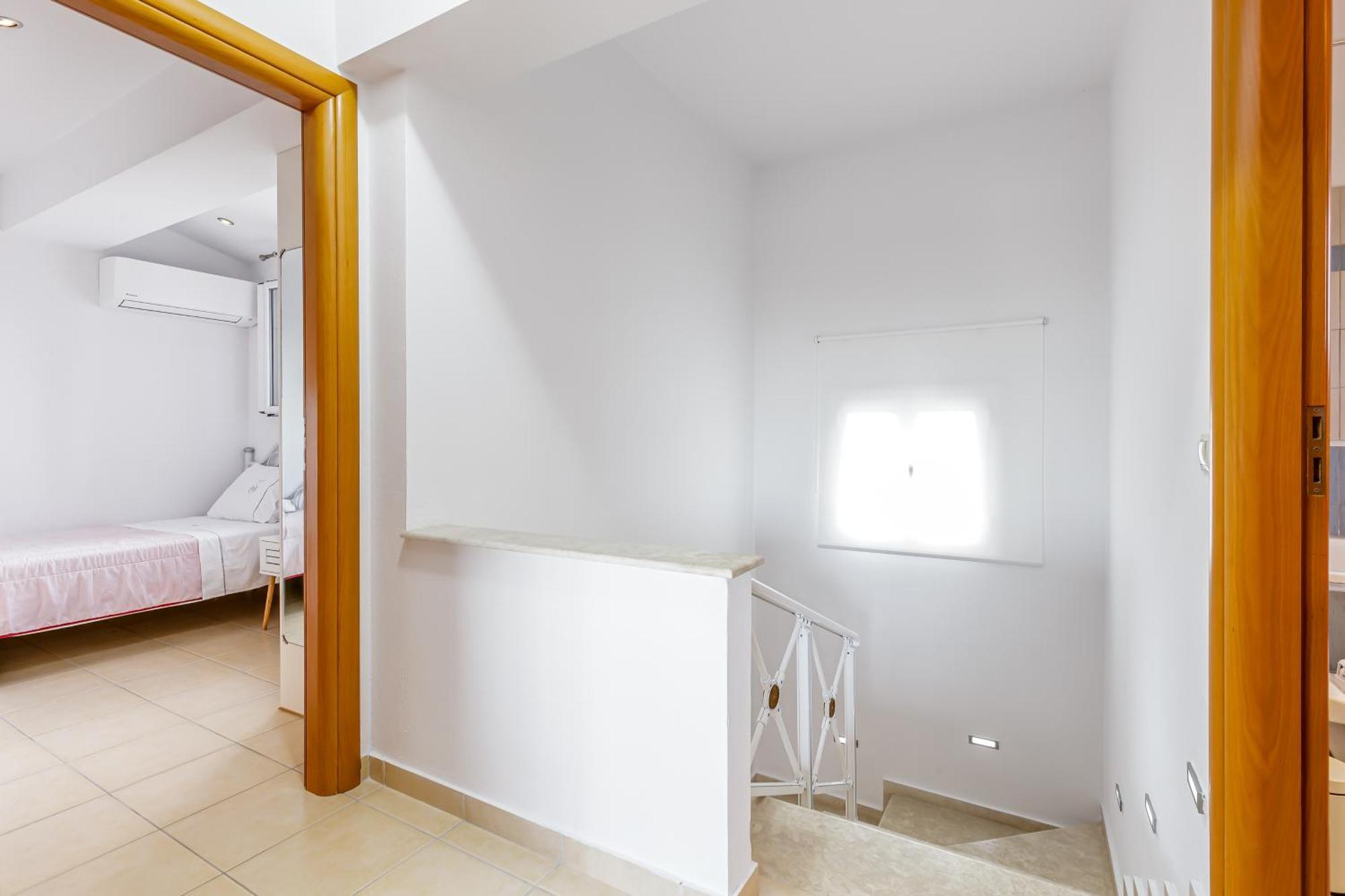 Villa Olivia Corfu - Amazing Sea-View 3 Bedroom Villa With A Pool Gazátika 外观 照片