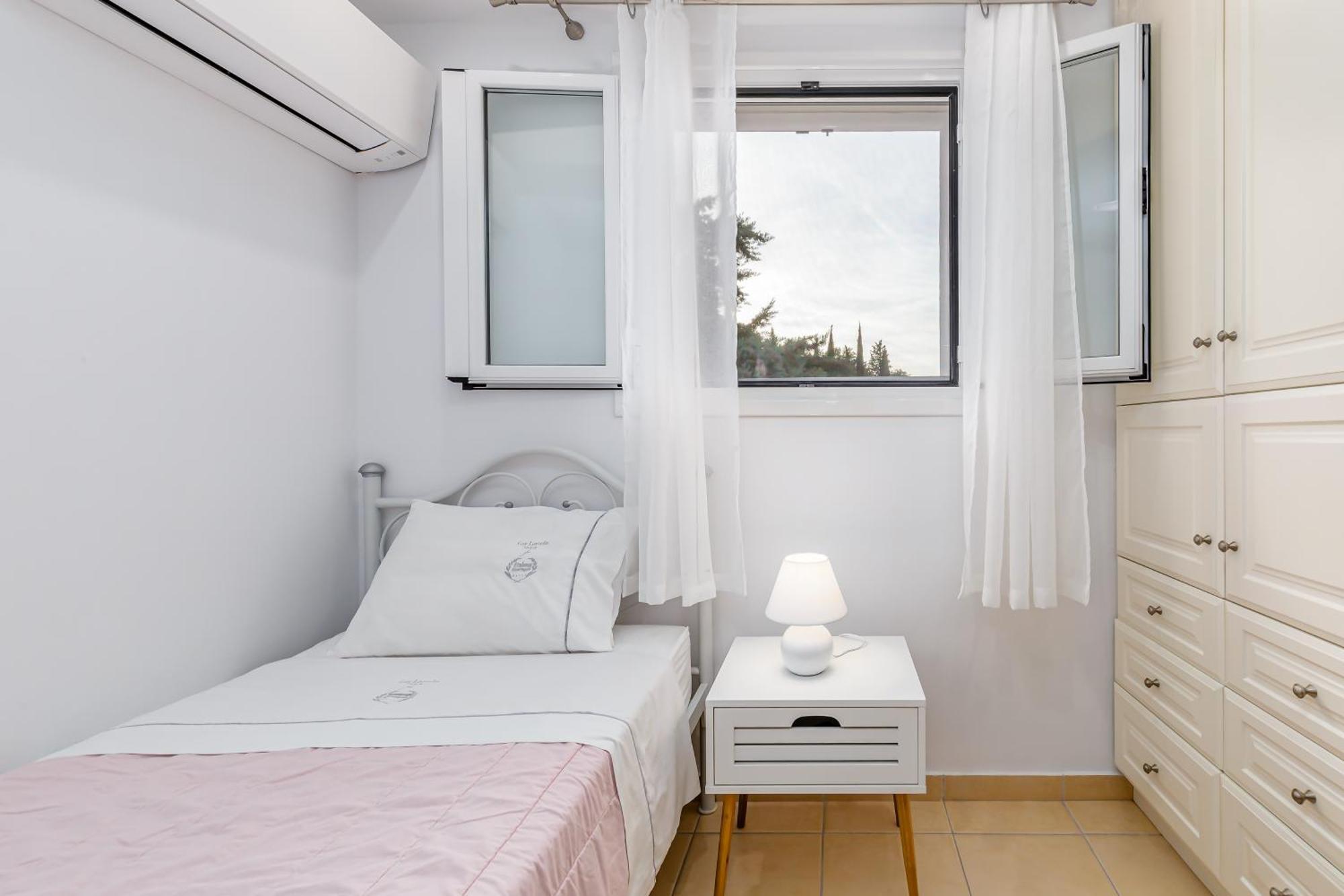 Villa Olivia Corfu - Amazing Sea-View 3 Bedroom Villa With A Pool Gazátika 外观 照片